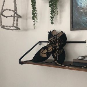 Jessica Simpson tie flats